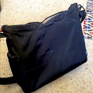 Pacsafe Anti-theft Crossbody